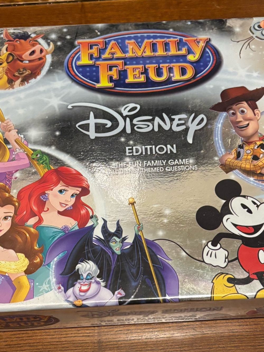 Disney Family Feud Board Game 2016 Cardinal Disney Pixar Edition Complete